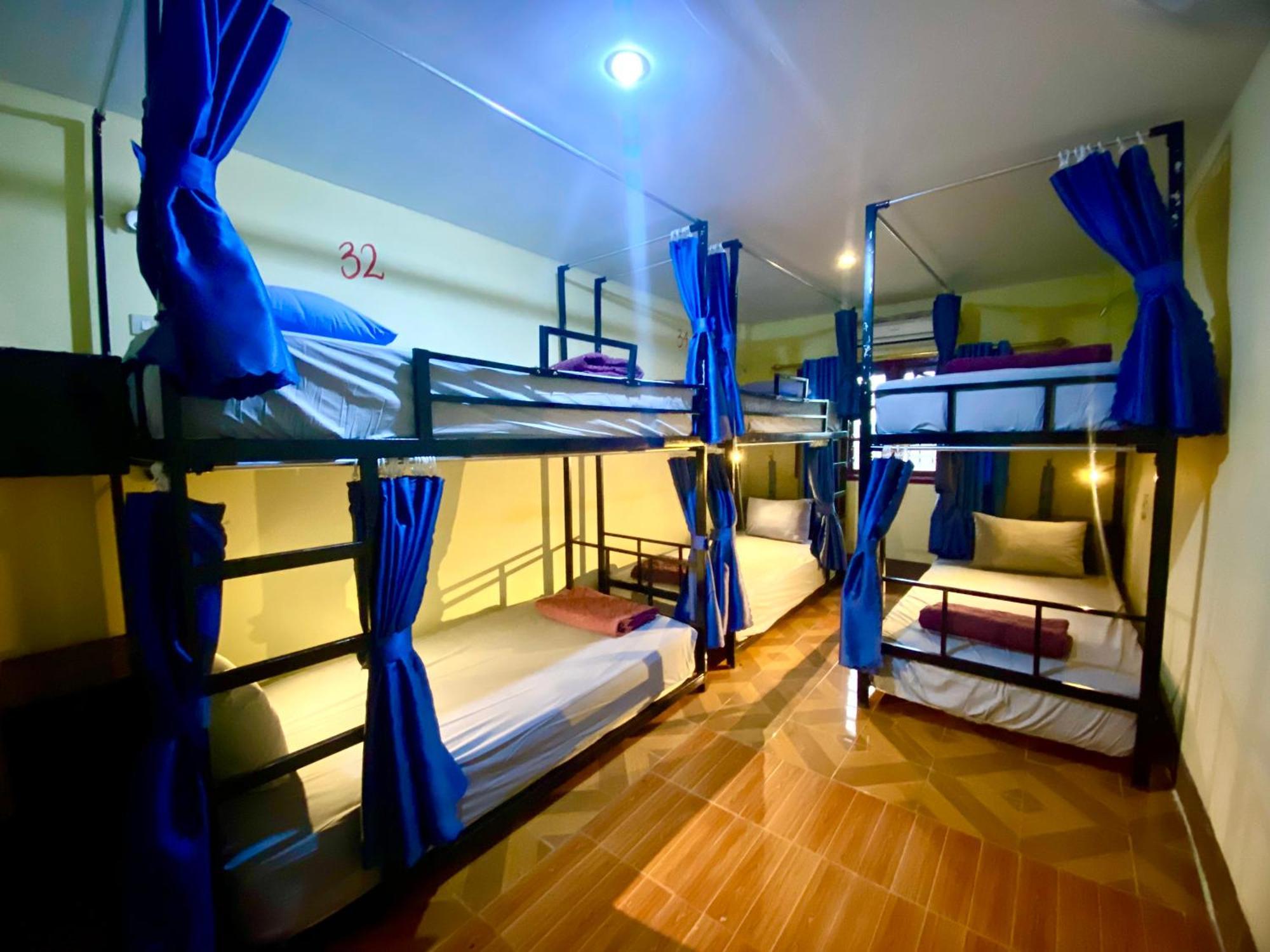 Nana Backpackers Hostel Vang Vieng Exterior photo