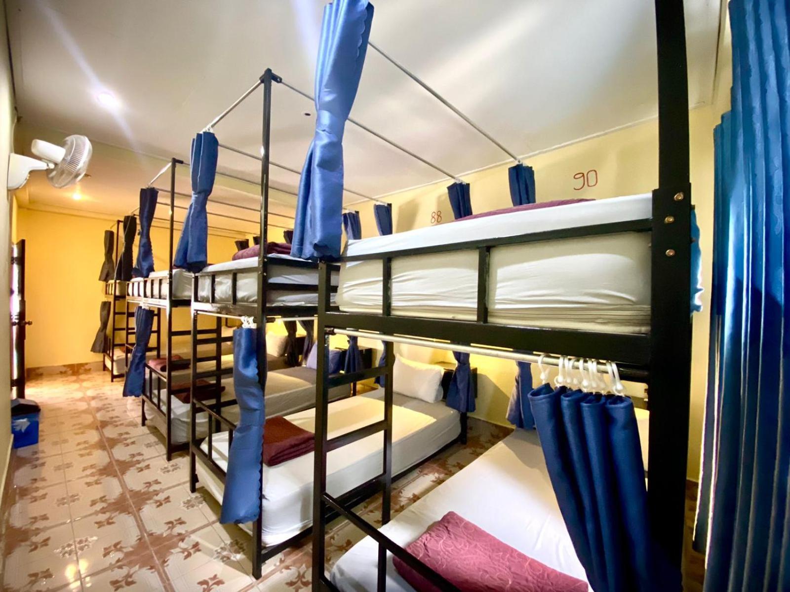 Nana Backpackers Hostel Vang Vieng Exterior photo