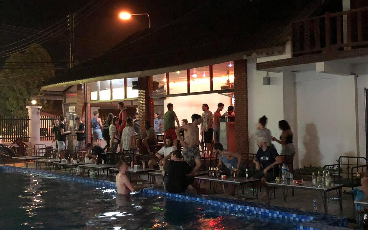 Nana Backpackers Hostel Vang Vieng Exterior photo