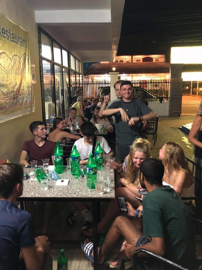 Nana Backpackers Hostel Vang Vieng Exterior photo